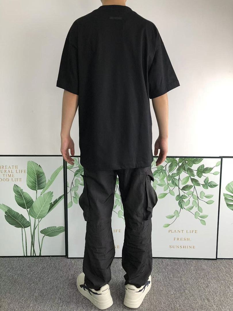 Fear of God 98 FOG T-SHIRT 312100617 (Im 170Cm 57Kg I Wear Size S In The Phot) - Image 5