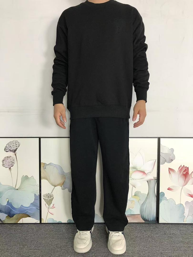 AMI 98 AMI HOODIE 1251922181 (Im 170Cm 60Kg I Wear Size M In The Phot) - Image 3