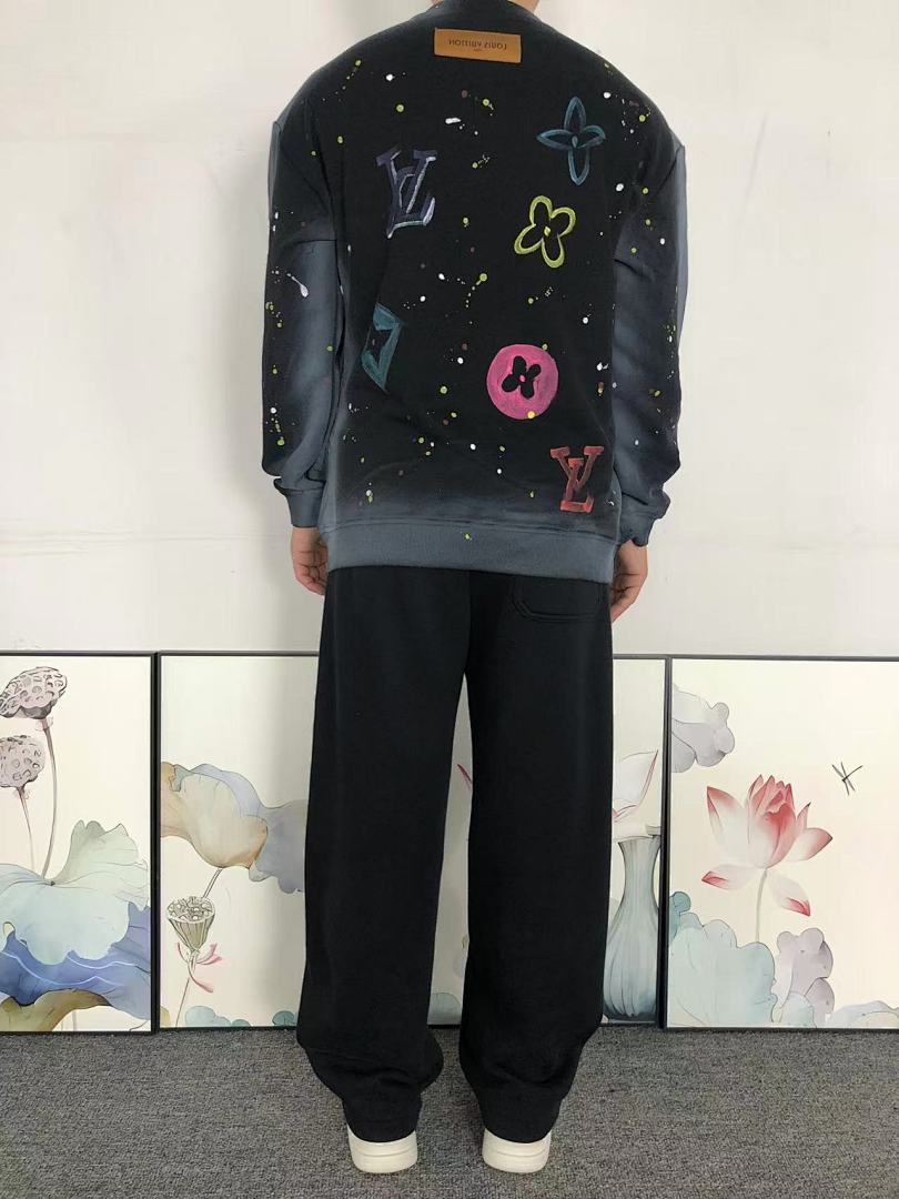 Louis Vuitton 158 L⭐ HOODIE 5110705147 (Im 170Cm 60Kg I Wear Size M In The Phot) - Image 4
