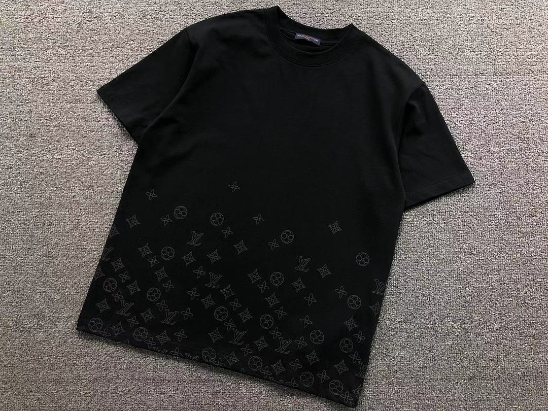Louis Vuitton 138 L⭐ T-SHIRT 5260204147 (Im 170Cm 60Kg I Wear Size S In The Phot) - Image 7