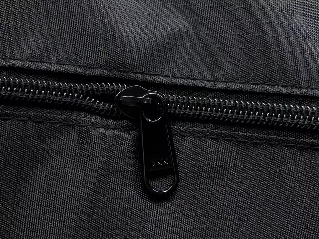 Comme des Garcons 85 C⭐⭐OME HE⭐⭐TS BAG 1111061966 (Long 30CM* Wide 10CM*23CM) - Image 24