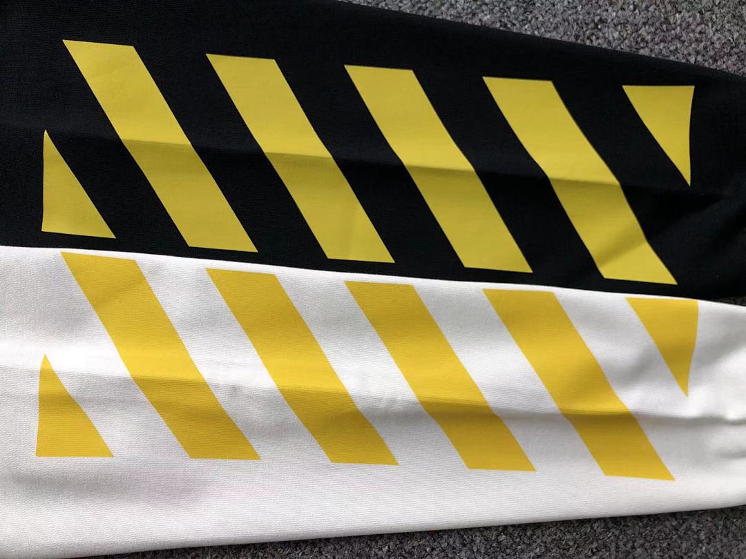 Off-White 136 OFF-WHITE (WHITE HOODIE) - Image 22