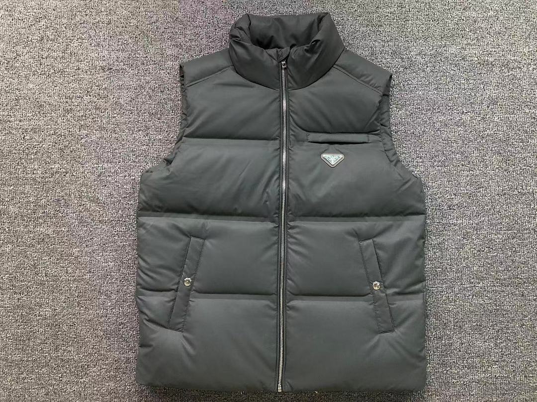 Prada 438 P⭐A⭐A VEST DOWN JACKETS 3209021519 (Im 170Cm 60Kg I Wear Size 50 In The Phot) - Image 7