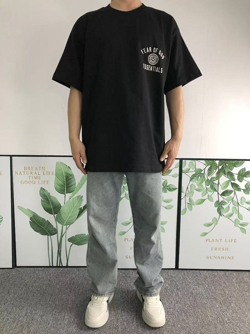 Fear of God 98 FOG T-SHIRT 31120317 (Im 170Cm 57Kg I Wear Size S In The Phot) - Image 3