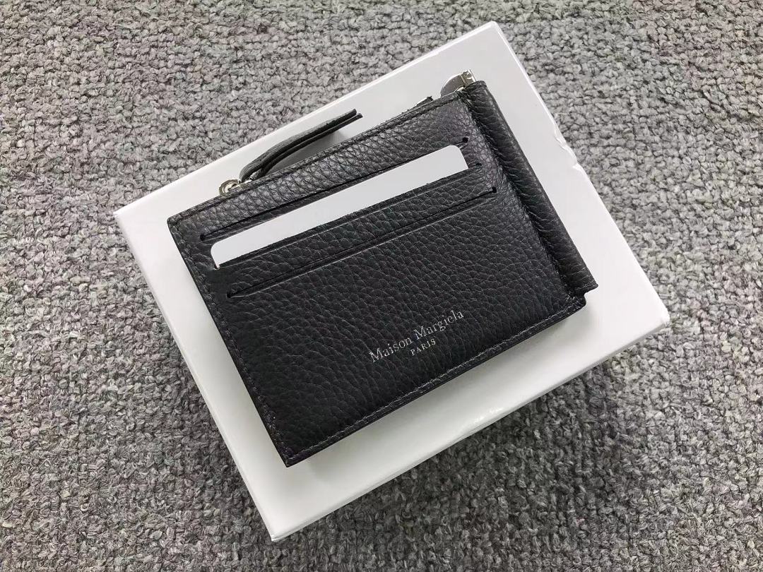 On Running 135 MAISON MARGIELA BAG 3206182221 (Long 12CM* High 9CM) - Image 8