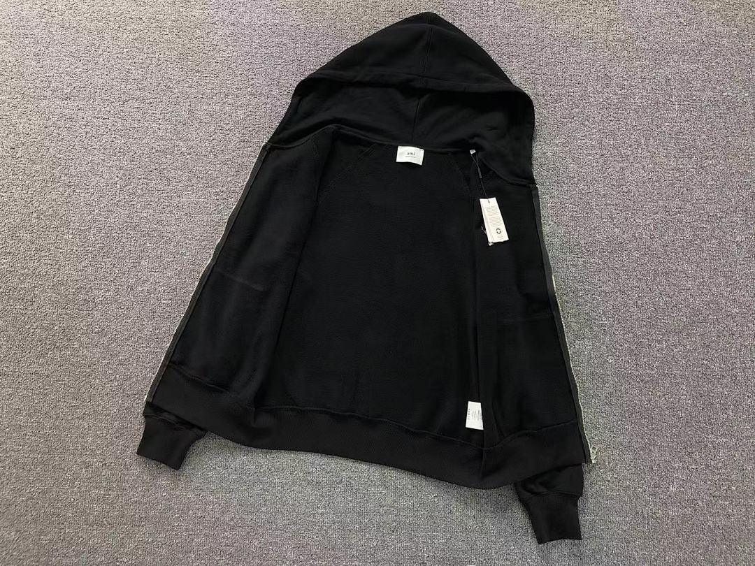 AMI 138 AMI HOODIE 3108210121 (Im 170Cm 60Kg I Wear Size M In The Phot) - Image 35
