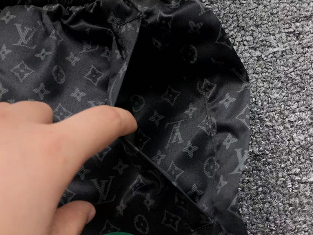 Louis Vuitton 95 L⭐ SHORTS 3105151320 (Im 170Cm 60Kg I Wear Size M In The Phot) - Image 15