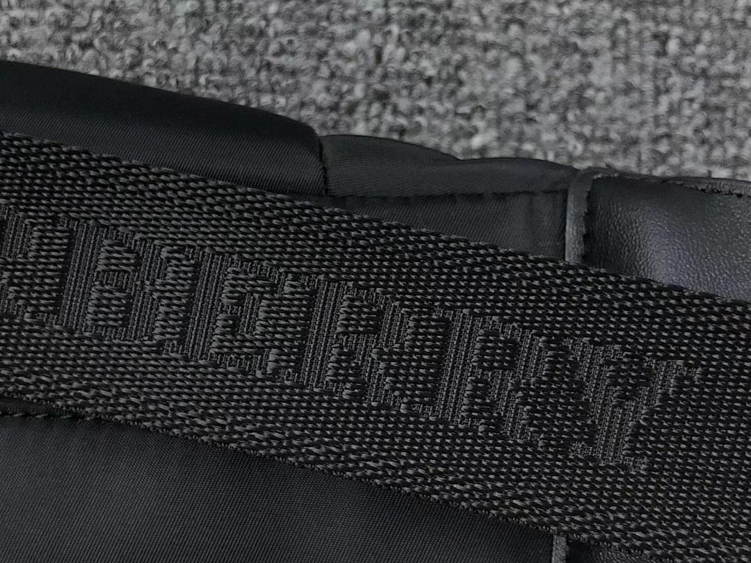 Burberry 129 B⭐R⭐E⭐RY BAG (Long 28CM* Wide 7CM* High 13CM) - Image 23