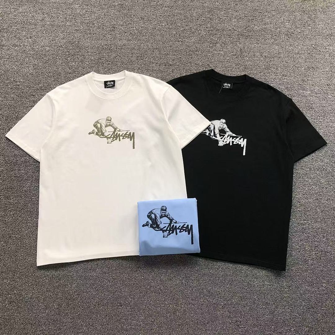 Stussy 85 STUSSY T-SHIRT 4109160502 (Im 170Cm 60Kg I Wear Size L In The Phot)