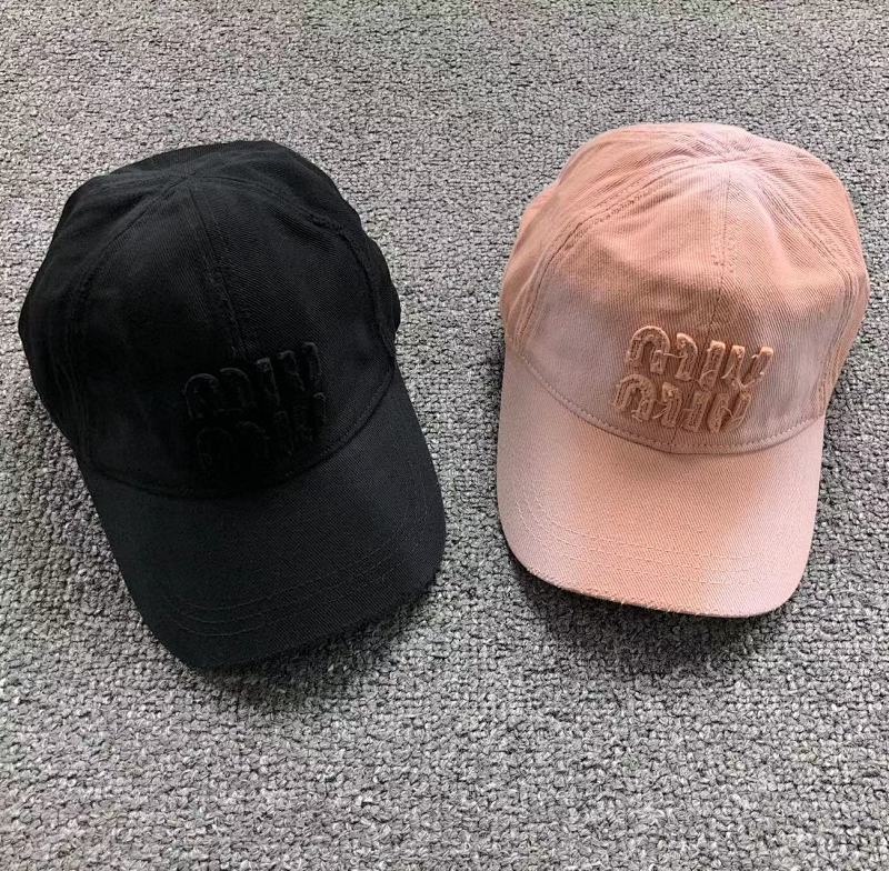 Miu Miu 68 M⭐U