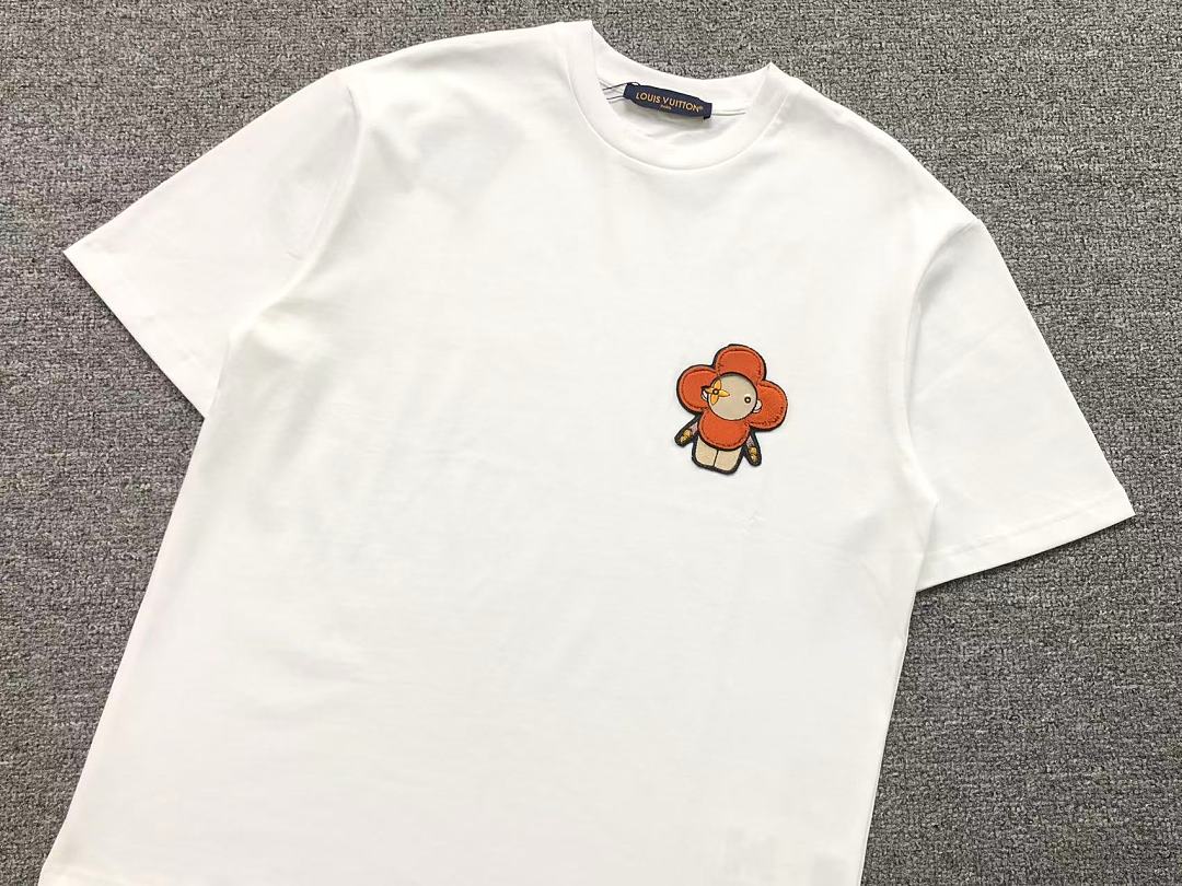 Louis Vuitton 135 L⭐ T-SHIRT 22050737125 (Im 170Cm 60Kg I Wear Size S In The Phot) - Image 9