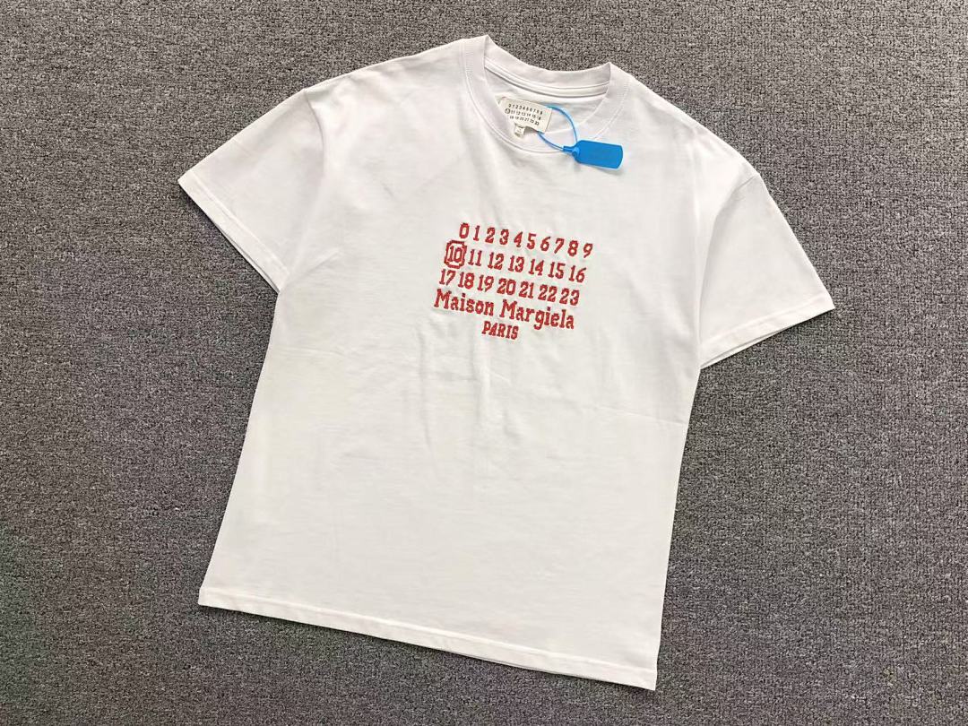 On Running 85 MAISON MARGIELA T-SHIRT 311151251 (Im 170Cm 57Kg I Wear Size 44 In The Phot) - Image 7