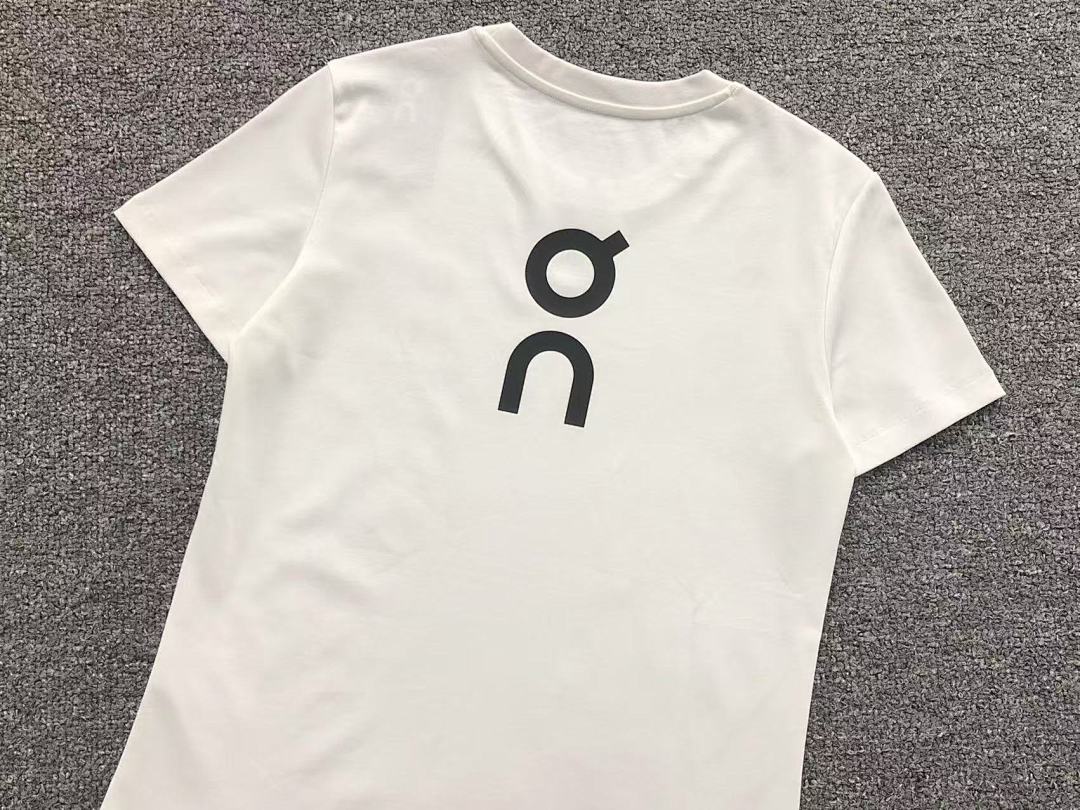 On Running 115 ON T-SHIRT FEMAIE - Image 7