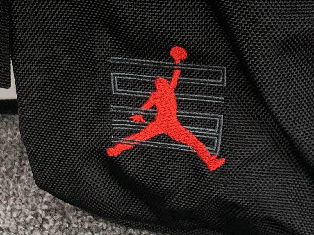 Air Jordan 68 A⭐R J⭐R⭐AN BAG 19030566 (Long 12CM* Wide 4CM* High 17CM) - Image 13