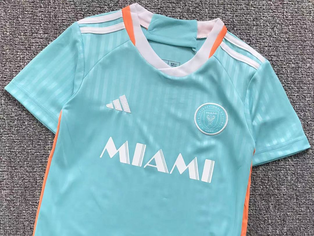 Chanel 68 FOOTBALL CHILD T-SHIRT - Image 8