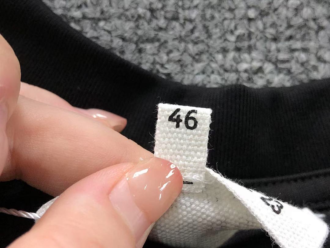 On Running 78 MAISON MARGIELA T-SHIRT 4107052786 (Im 170Cm 60Kg I Wear Size 46 In The Phot) - Image 22