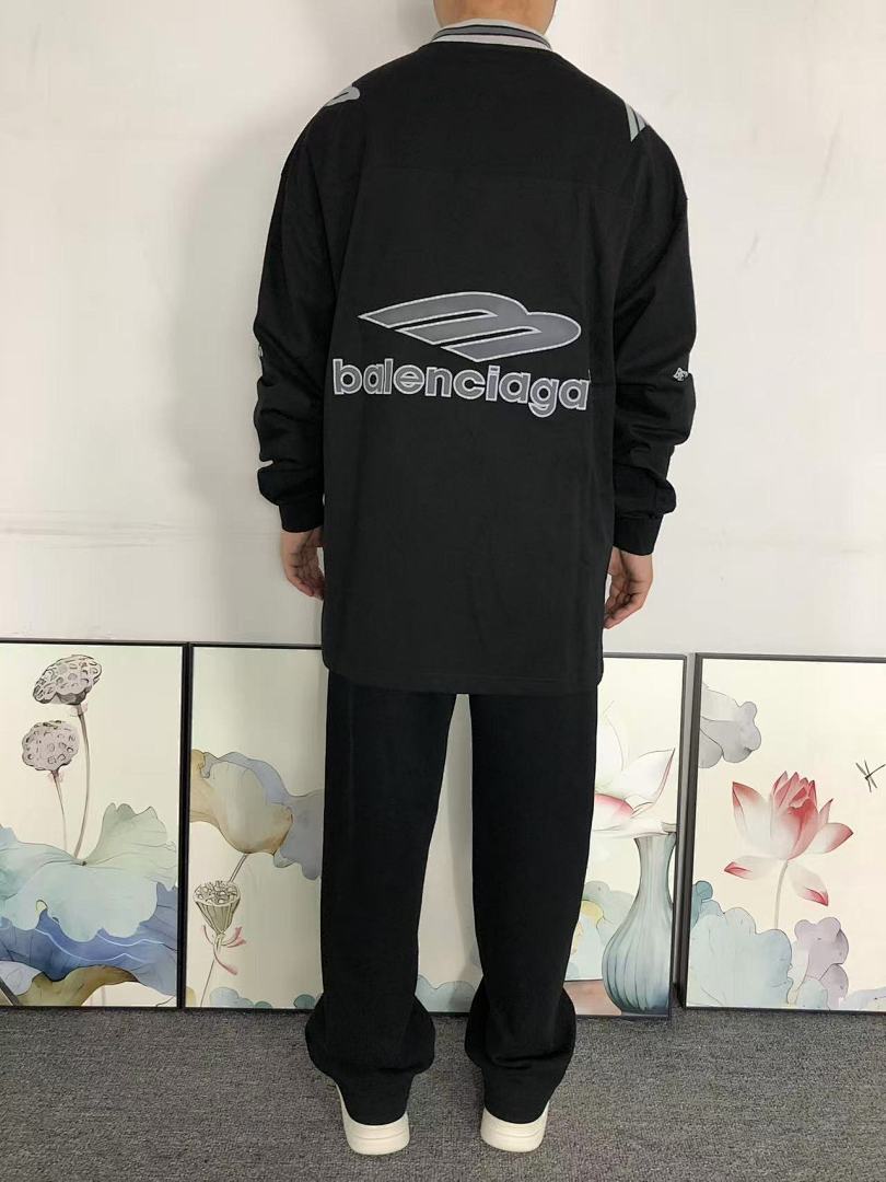 Balenciaga 188 B⭐L⭐⭐⭐IA⭐A LONG SLEEVED 3203242821 (Im 170Cm 60Kg I Wear Size 2 In The Phot) - Image 4