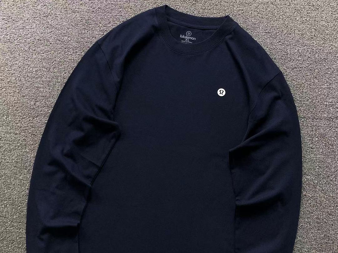 On Running 135 LULULEMON LONG SLEEVED 2206251104 (Im 170Cm 60Kg I Wear Size XL In The Phot) - Image 14