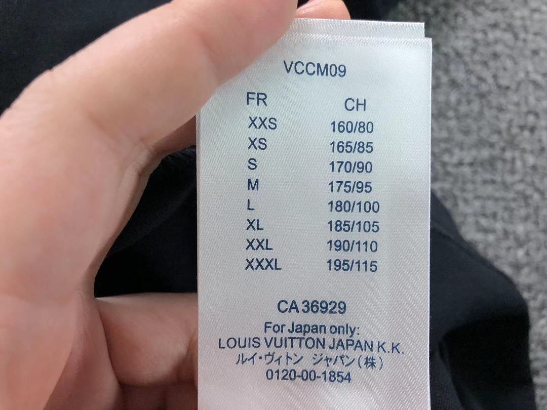 Louis Vuitton 98 L⭐ T-SHIRT 3204280403 (Im 170Cm 60Kg I Wear Size M In The Phot) - Image 25