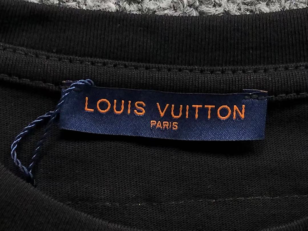 Louis Vuitton 115 L⭐ T-SHIRT 214210915 (Im 170Cm 60Kg I Wear Size S In The Phot) - Image 21