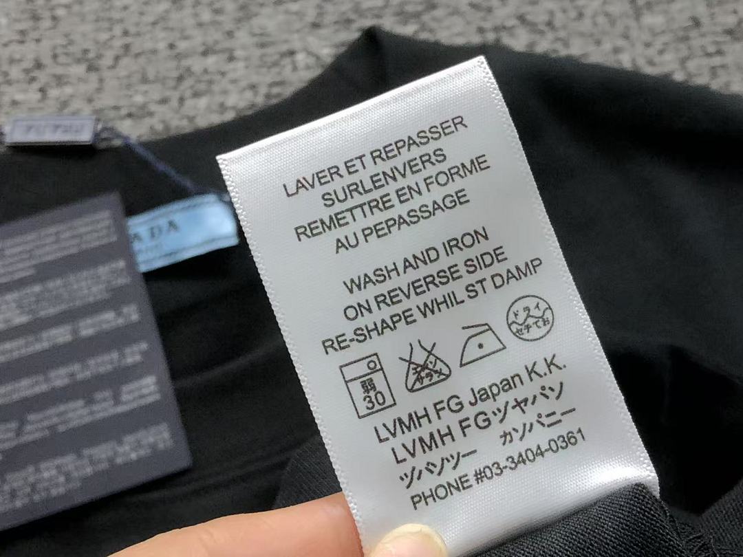 Prada 115 P⭐A⭐A T-SHIRT 3203244521 (Im 170Cm 60Kg I Wear Size M In The Phot) - Image 27