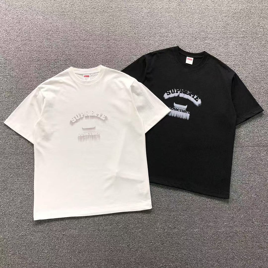 Supreme Supreme 88 S⭐⭐R⭐⭐E T-SHIRT 4105202021 (Im 170Cm 60Kg I Wear Size M In The Phot), photo 1
