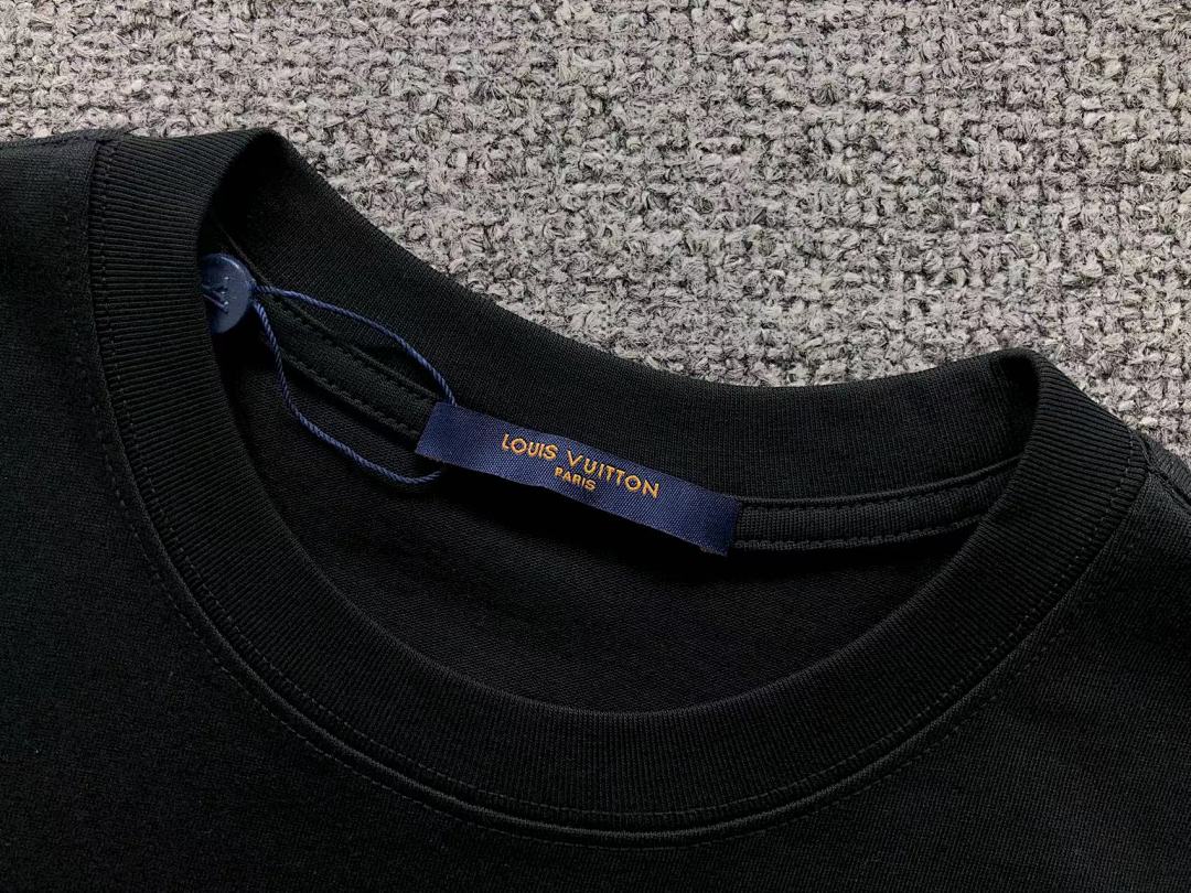 Louis Vuitton 115 L⭐ T-SHIRT 412145821 (Im 170Cm 57Kg I Wear Size L In The Phot) - Image 23