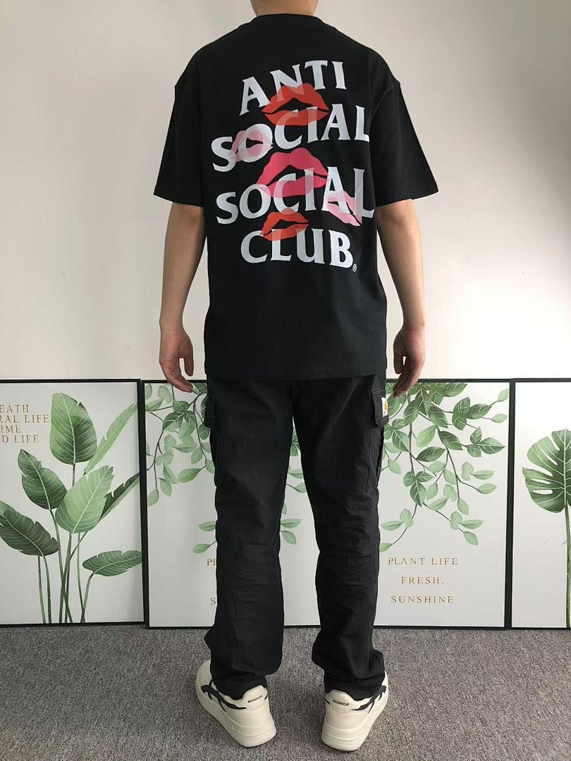 Christian Louboutin 85 ANTI SOCIAL CLUB T-SHIRT 111042902 (Im 170Cm 57Kg I Wear Size M In The Phot) - Image 4