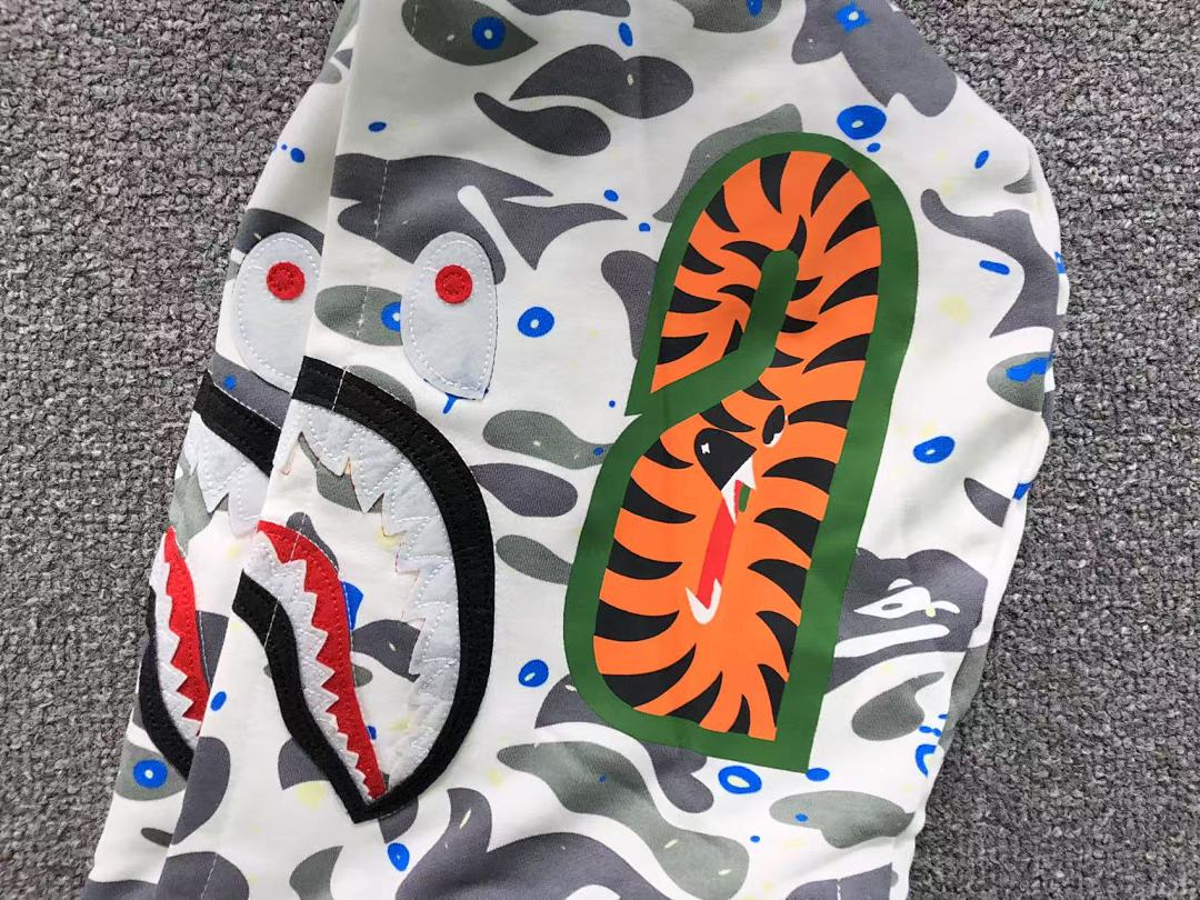 Bape 238 BAPE HOODIE 4111080677 (Im 170Cm 60Kg I Wear Size L In The Phot) - Image 18