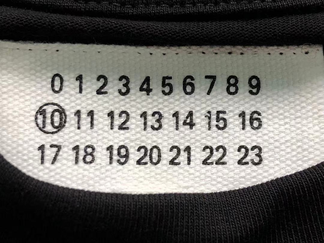 On Running 78 MAISON MARGIELA T-SHIRT 523250986 (Im 170Cm 65Kg I Wear Size 46 In The Phot) - Image 18