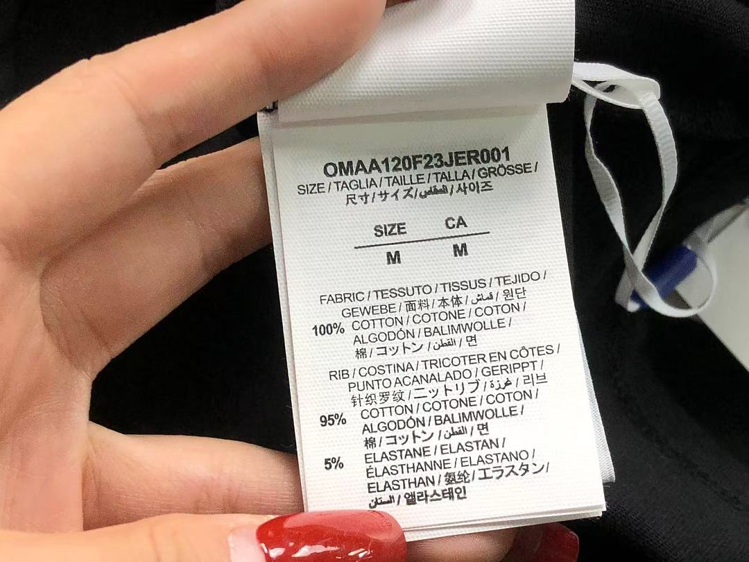 Off-White 105 OFF-WHITE T-SHIRT 5207182719 (Im 170Cm 60Kg I Wear Size M In The Phot) - Image 23