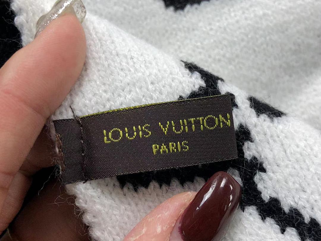 Louis Vuitton 98 L⭐ SCARF 511260576 (Long 178CM* Wide 30CM*) - Image 10