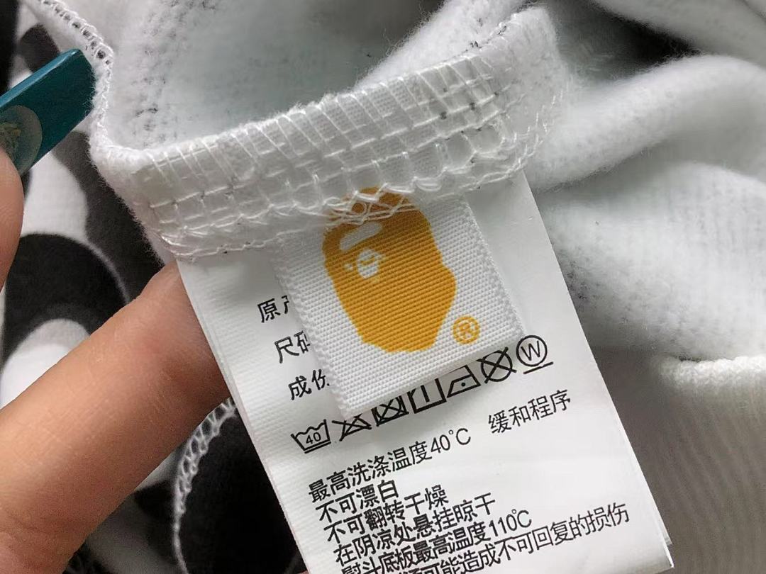 Bape 215 BAPE HOODIE 3203210317 (Im 170Cm 60Kg I Wear Size S In The Phot) - Image 20