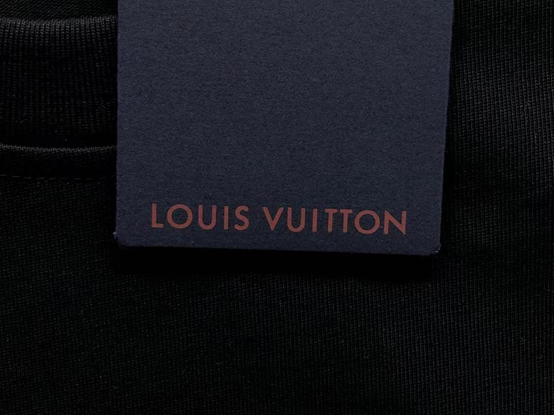 Louis Vuitton 115 L⭐ T-SHIRT 214302315 (Im 170Cm 60Kg I Wear Size XL In The Phot) - Image 23