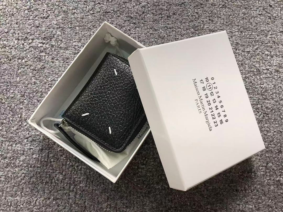 On Running 175 MAISON MARGIELA BAG 3206182321 (Long 10CM* Wide 3CM* High 8CM) - Image 14