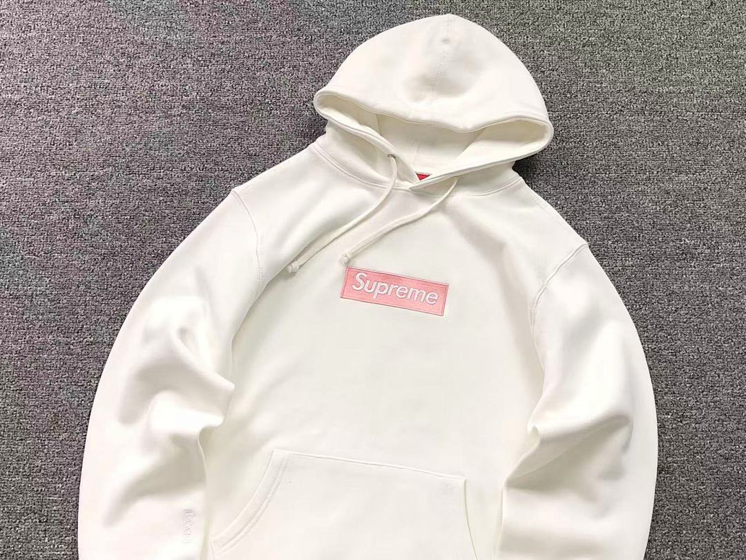 Supreme 228 S⭐⭐R⭐⭐E HOODIE 4201260302 (Im 170Cm 60Kg I Wear Size L In The Phot) - Image 8
