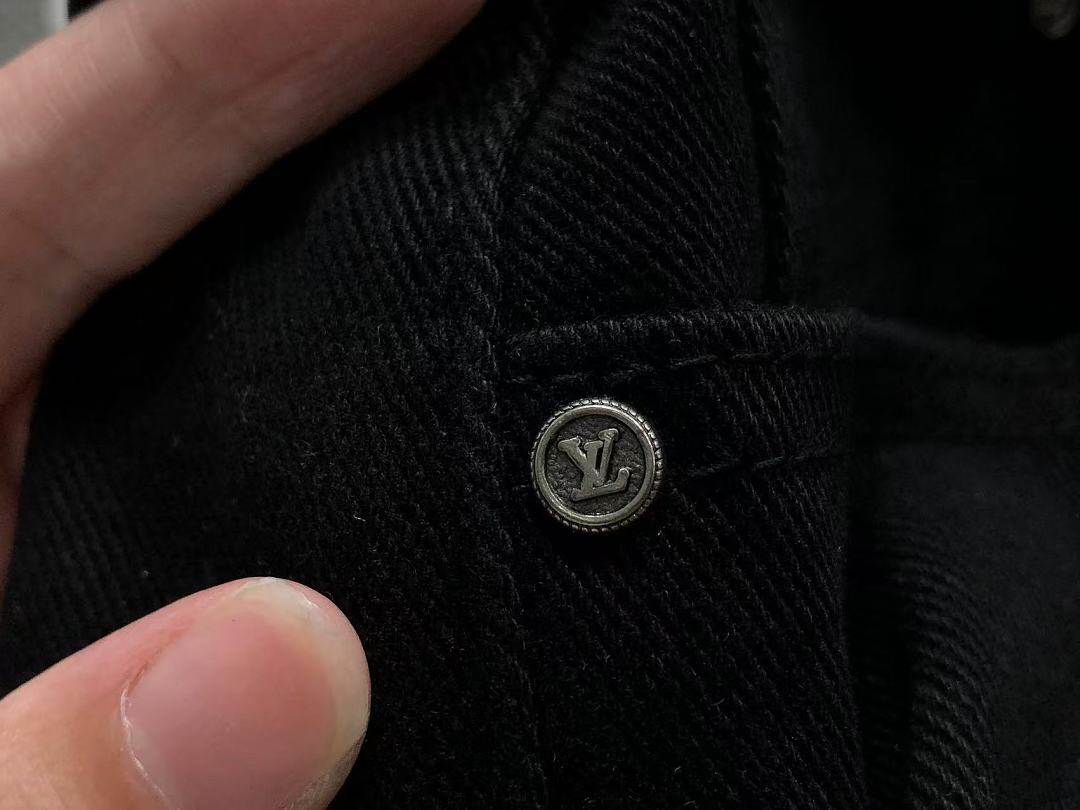 Louis Vuitton 175 L⭐ - Image 17