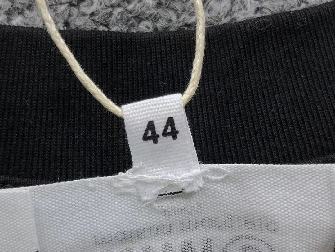 On Running 88 MAISON MARGIELA T-SHIRT 5212420162 (Im 170Cm 60Kg I Wear Size 44 In The Phot) - Image 22