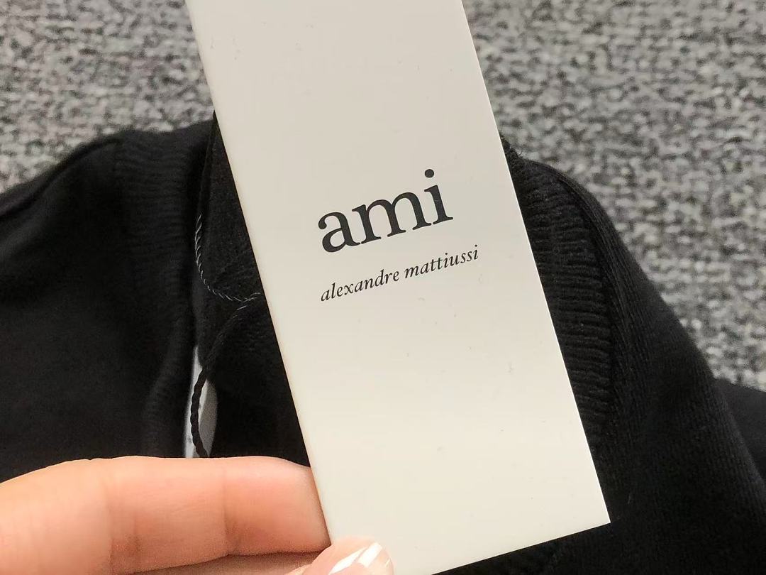 AMI 98 AMI HOODIE 1251917181 (Im 170Cm 60Kg I Wear Size M In The Phot) - Image 49