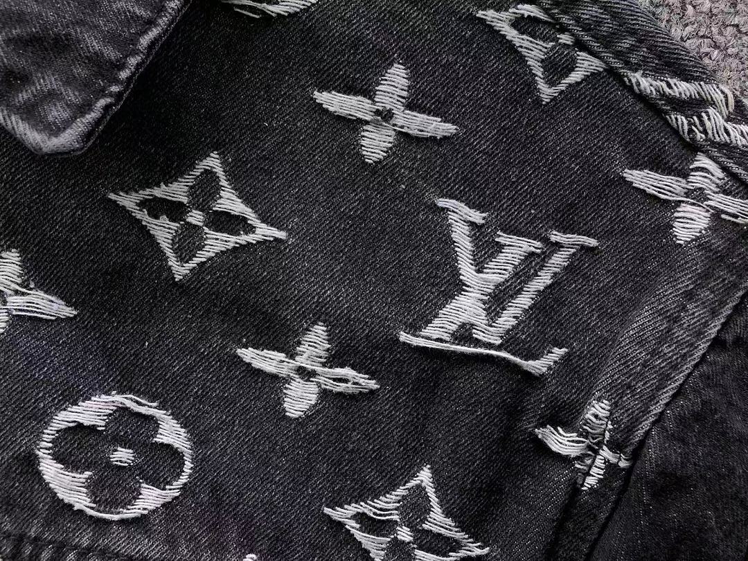 Louis Vuitton 235 L⭐ JACKET 3204213717 (Im 170Cm 60Kg I Wear Size M In The Phot) - Image 8