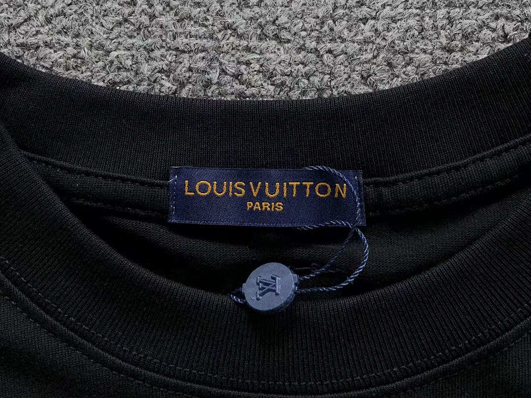 Louis Vuitton 118 L⭐ T-SHIRT 124706104 (Im 170Cm 60Kg I Wear Size S In The Phot) - Image 21