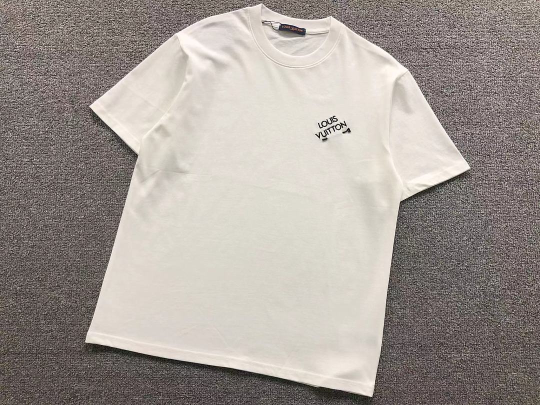 Louis Vuitton 108 L⭐ T-SHIRT 5241410147 (Im 170Cm 60Kg I Wear Size M In The Phot) - Image 8