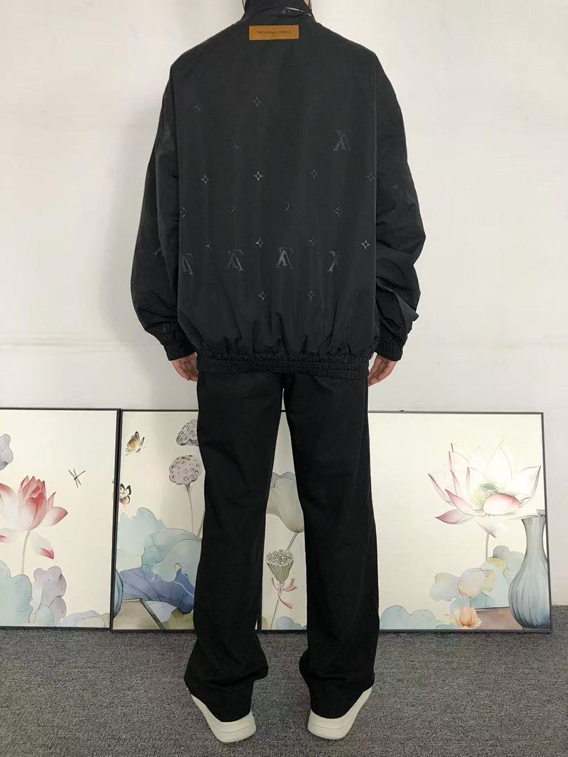 Louis Vuitton 228 L⭐ JACKET 1108260452 (Im 170Cm 60Kg I Wear Size S In The Phot) - Image 4