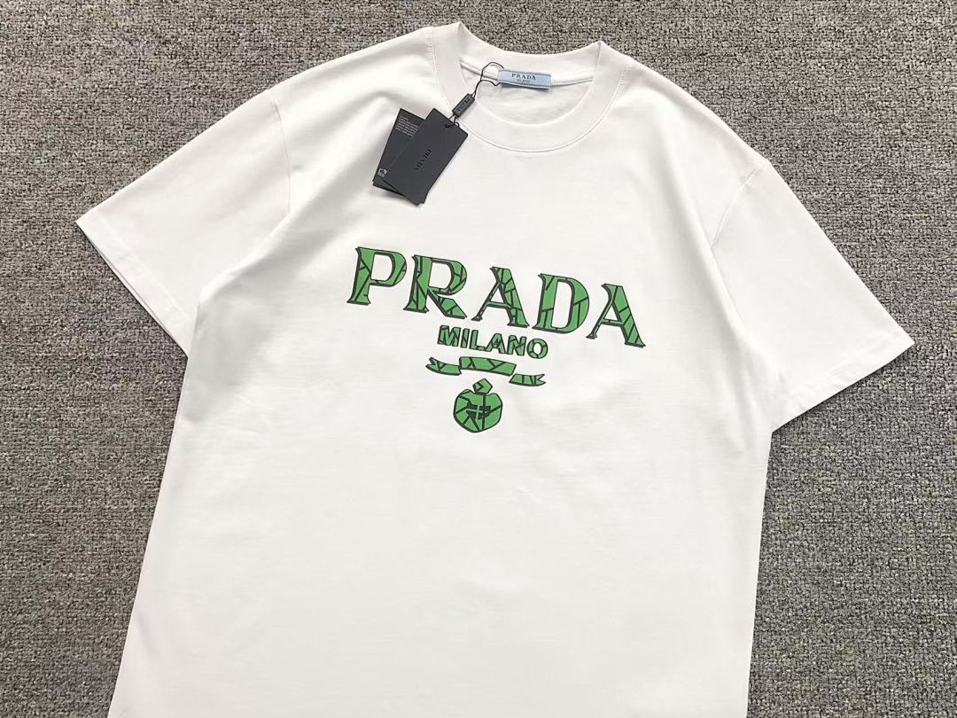 Prada 128 P⭐A⭐A T-SHIRT 3203057121 (Im 170Cm 60Kg I Wear Size S In The Phot) - Image 9