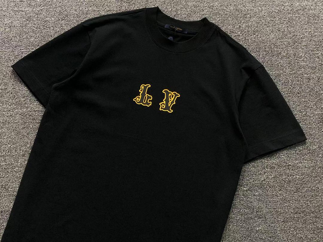 Louis Vuitton 118 L⭐ T-SHIRT 5103106147 (Im 170Cm 60Kg I Wear Size M In The Phot) - Image 9