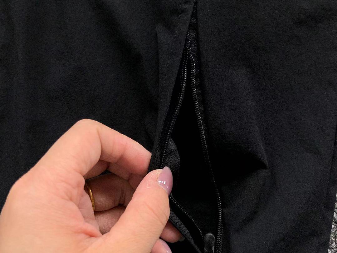 On Running 218 ON JACKET - Image 21