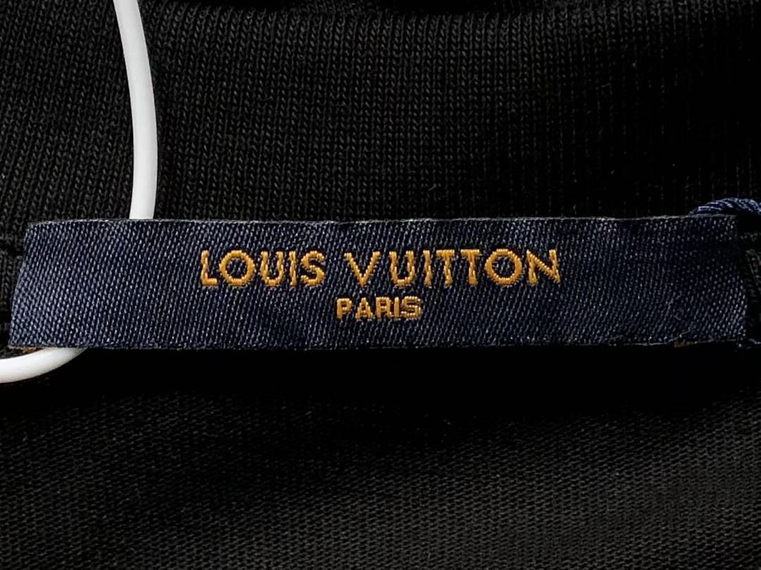 Louis Vuitton 115 L⭐ T-SHIRT 4112181060 (Im 170Cm 57Kg I Wear Size M In The Phot) - Image 20