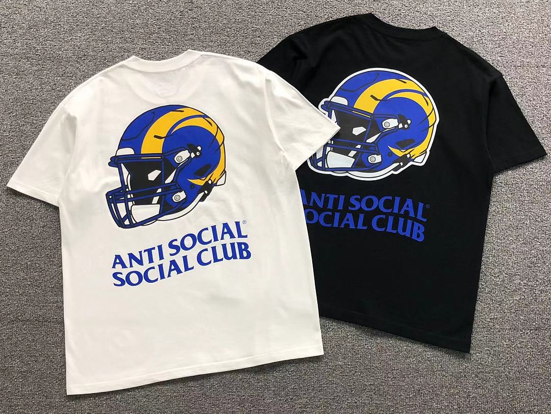 Christian Louboutin 88 ANTI SOCIAL CLUB T-SHIRT 3206211802 (Im 170Cm 60Kg I Wear Size M In The Phot) - Image 5