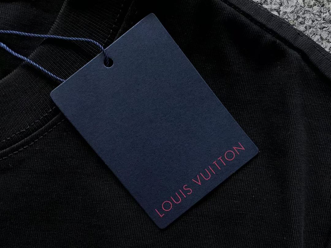 Louis Vuitton 115 L⭐ T-SHIRT 1106133260 (Im 170Cm 60Kg I Wear Size S In The Phot) - Image 22