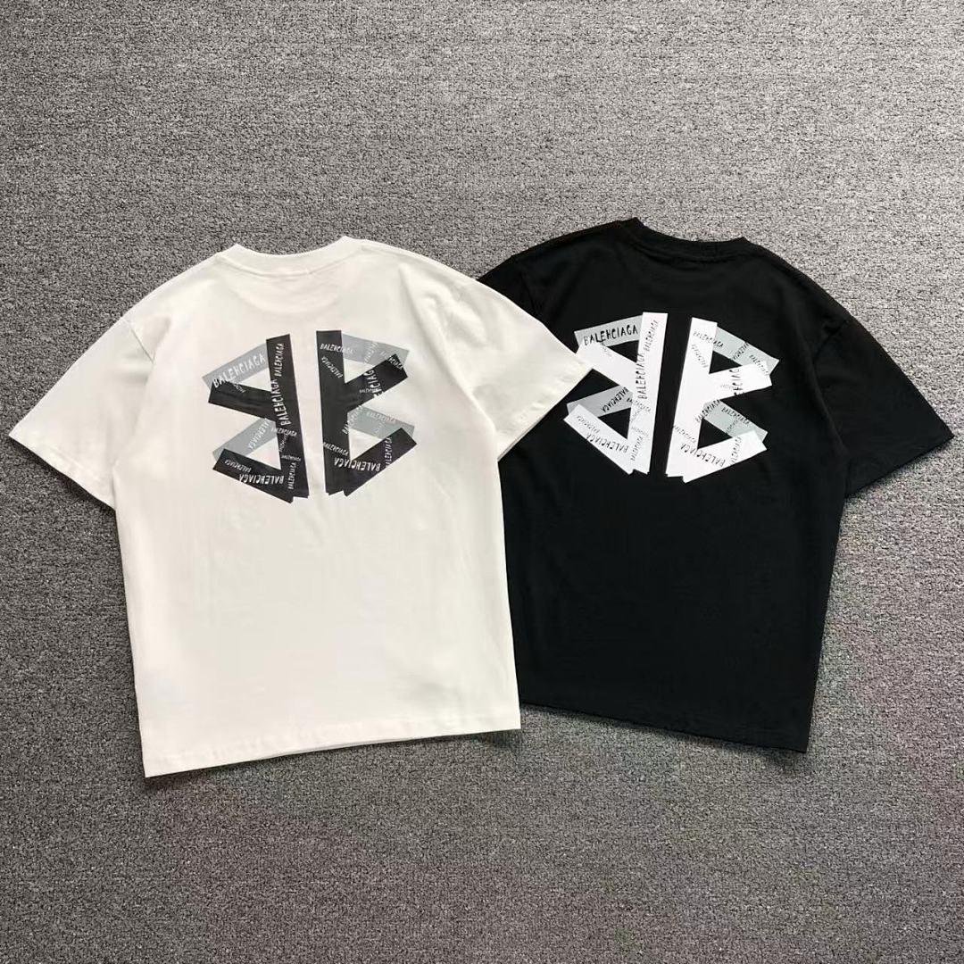 Balenciaga 115 B⭐L⭐⭐⭐IA⭐A T-SHIRT 124708104 (Im 170Cm 60Kg I Wear Size S In The Phot)